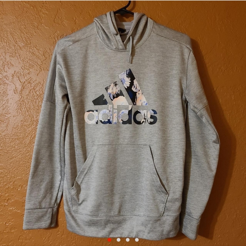 Cute gray adidas hoodie